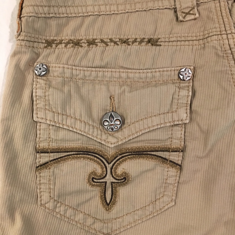 Rock Revival capri cargo style size 28 like new
